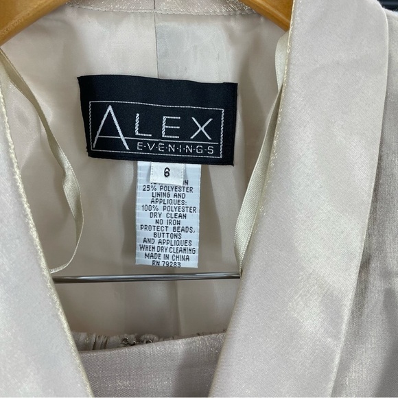 Alex Evenings Metallic Gold Long Skirt and Jacket Formal Floral Mother of Bride - Picture 3 of 16